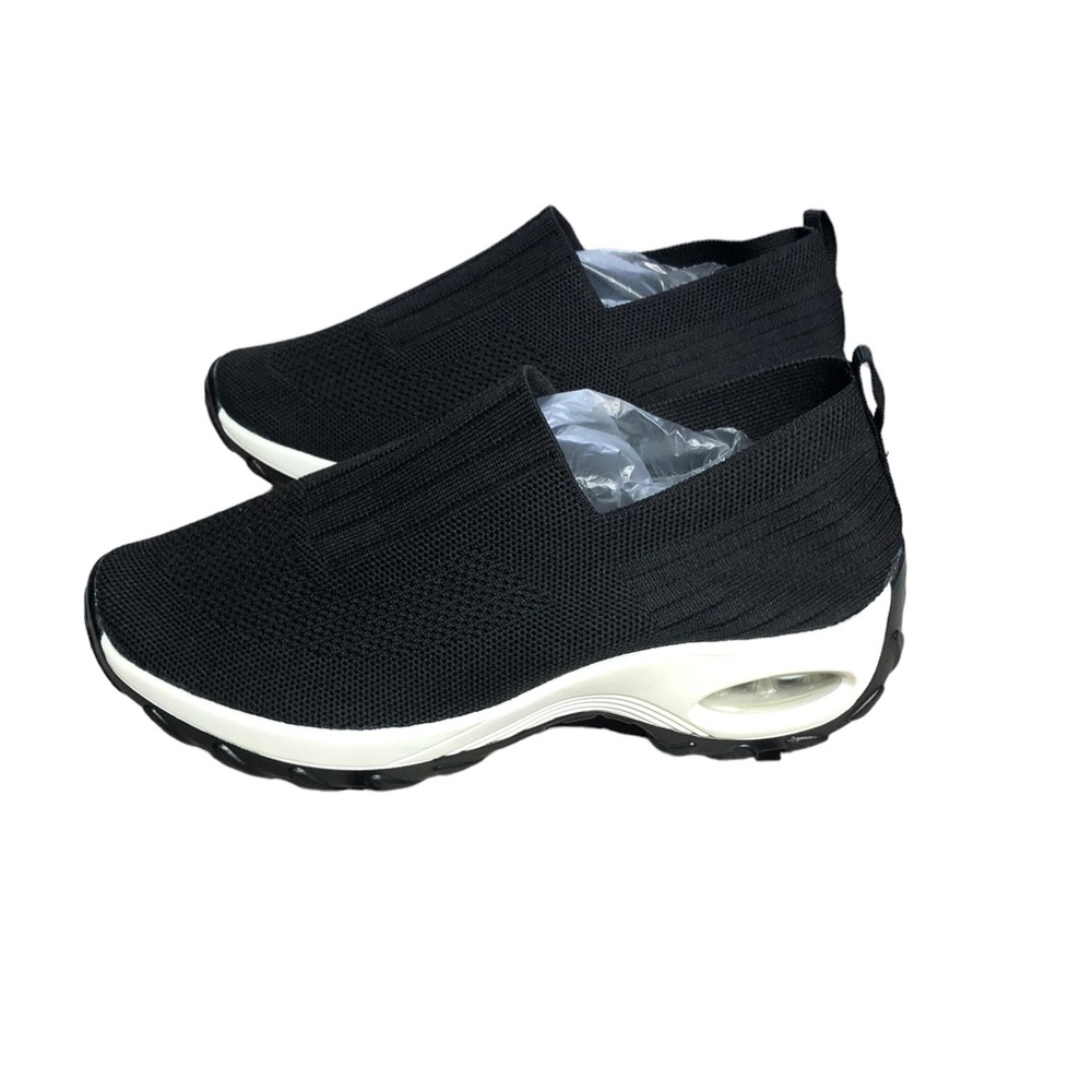 CILOOL black sneakers